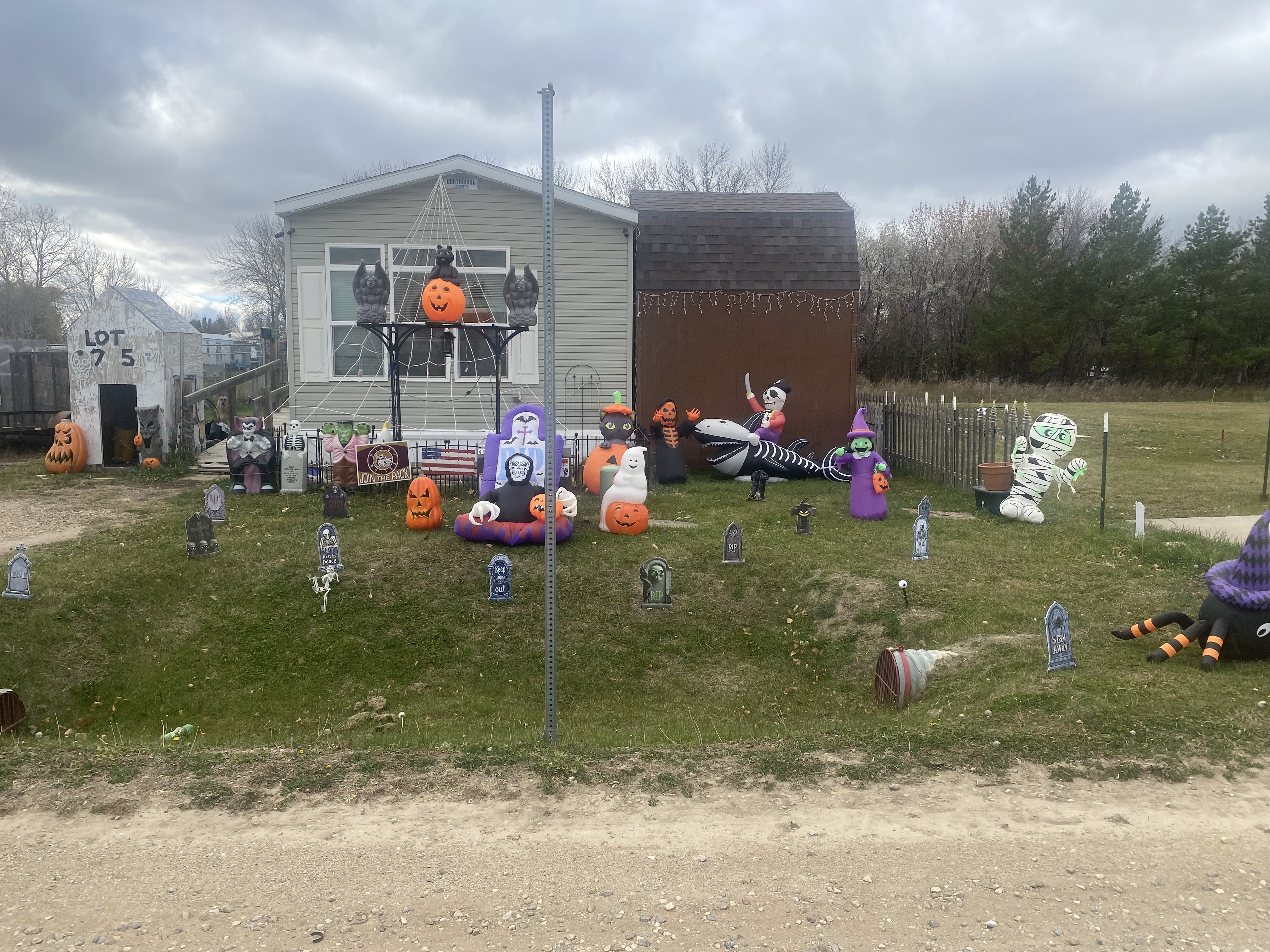 Minot family creates annual Halloween display